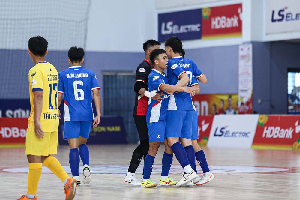 Sahako thang tran nho ban thang ghi trong hiep 2. Anh: VFF