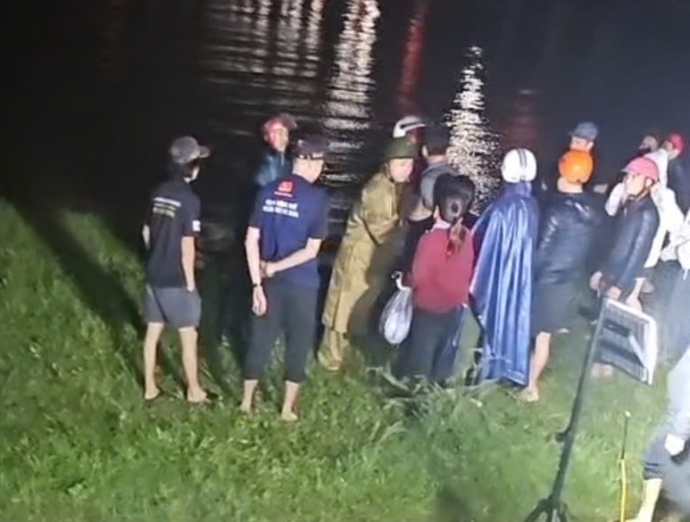 Es el lugar donde la madre sospechosa abrazo a su hija que se suicido saltando el rio. Imagen: El emperador