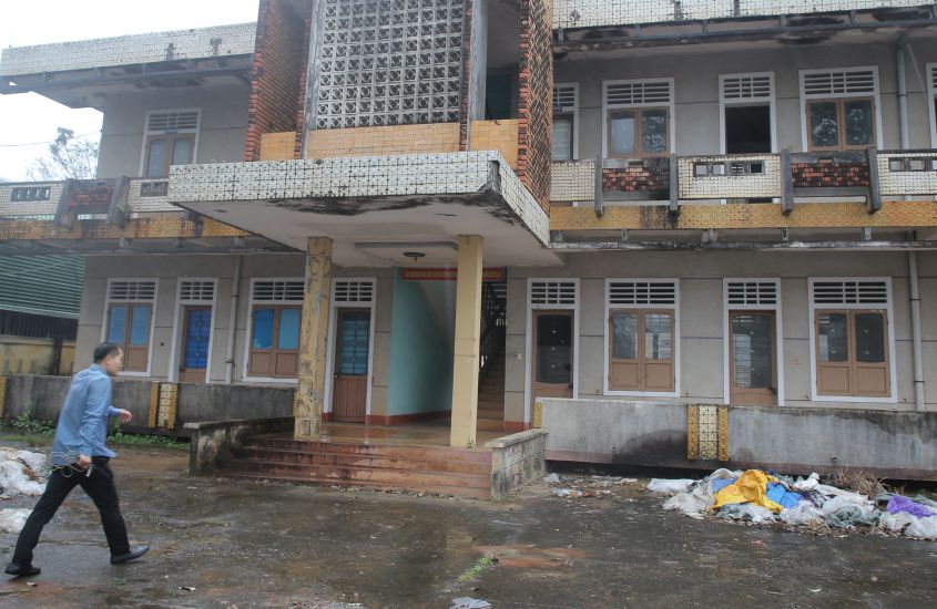 Muchas oficinas abandonadas en Quang Tri no han sido tratadas. Imagen: El Renacimiento