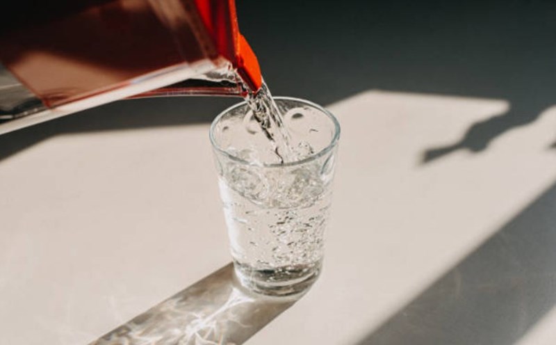 The body is very susceptible to dehydration during hot summer days. Photo: Tuan Dat