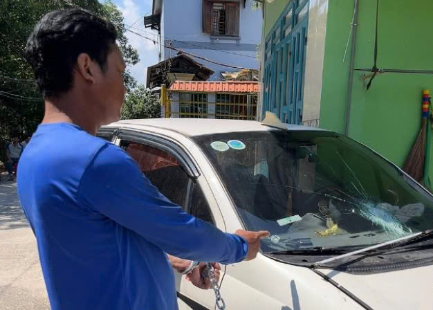 The police agency temporarily detained Nguyen Hoang Trung to investigate the act of intentionally damaging property. Photo: Dong Nai Provincial Police