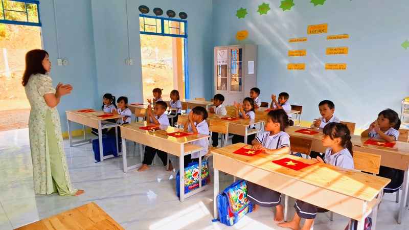 Quang Nam dang khao sat nhu cau hoc tap cua con em can bo chuyen ra Da Nang