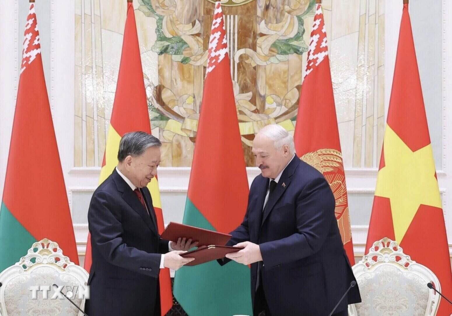 Trong khuôn khổ quan hệ Đối tác Chiến lược, Việt Nam và Belarus sẽ tiếp tục làm sâu sắc hơn nữa hợp tác trên các lĩnh vực. Ảnh: TTXVN