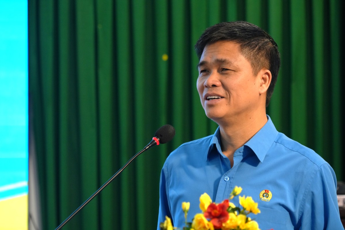 El Sr. Ngo Duy Hieu - Vicepresidente de la Junta de Gobierno - pronuncio el discurso de apertura del seminario. Imagen de la ciudad de An