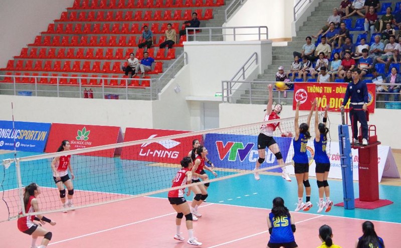 The Information Corps met Hung Yen at the national youth volleyball tournament. Photo: BCTT