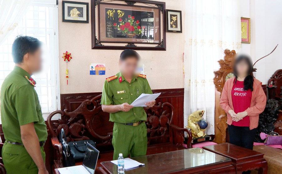 Khởi tố bị can, cấm rời khỏi nơi cư trú đối với cựu Giám đốc Công ty Xổ số kiến thiết Bạc Liêu. Ảnh: Công an cung cấp