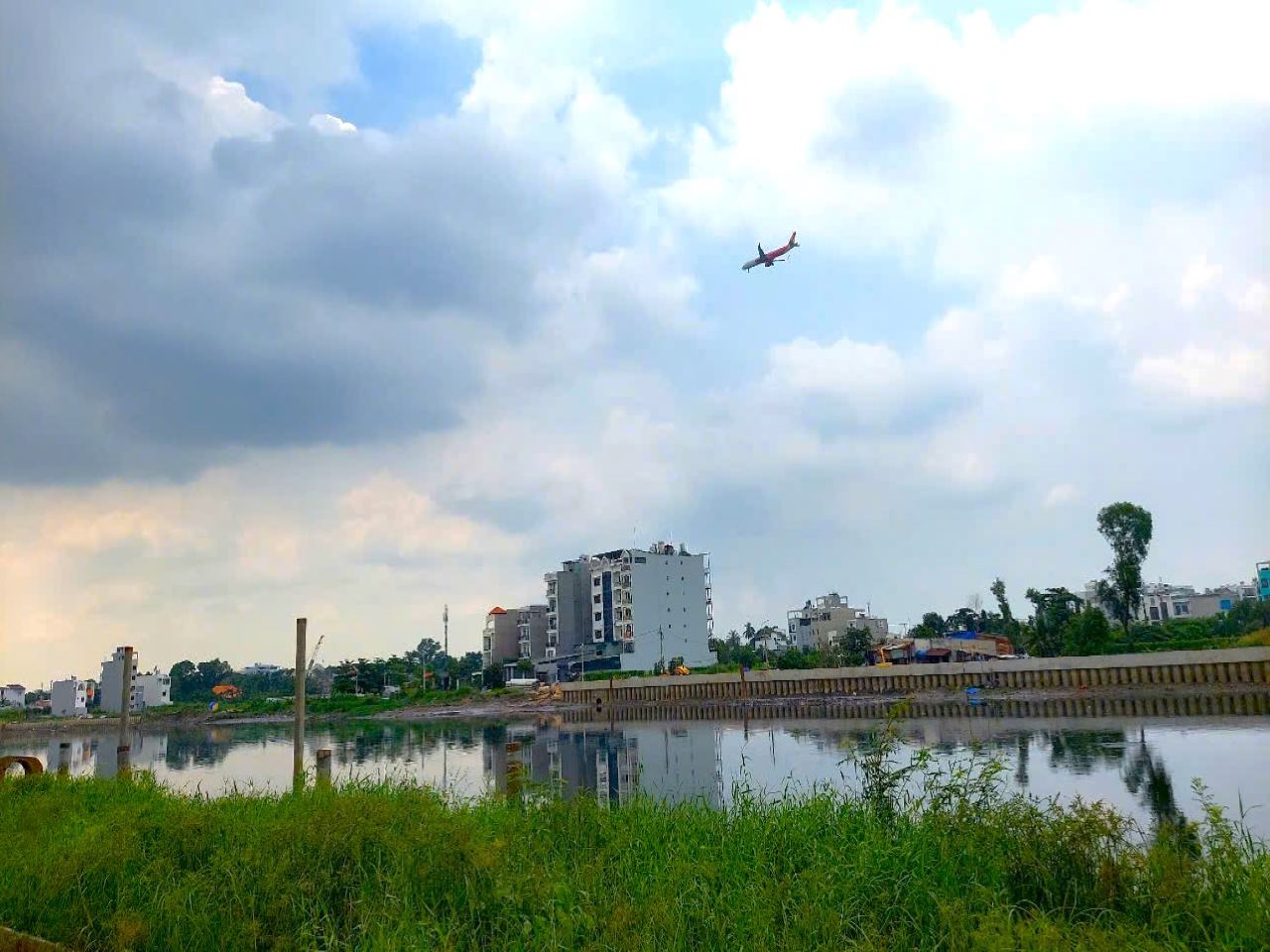 Khu vuc se xay cau Vam Thuat noi Quan 12 va Binh Thanh. Anh: Minh Quan