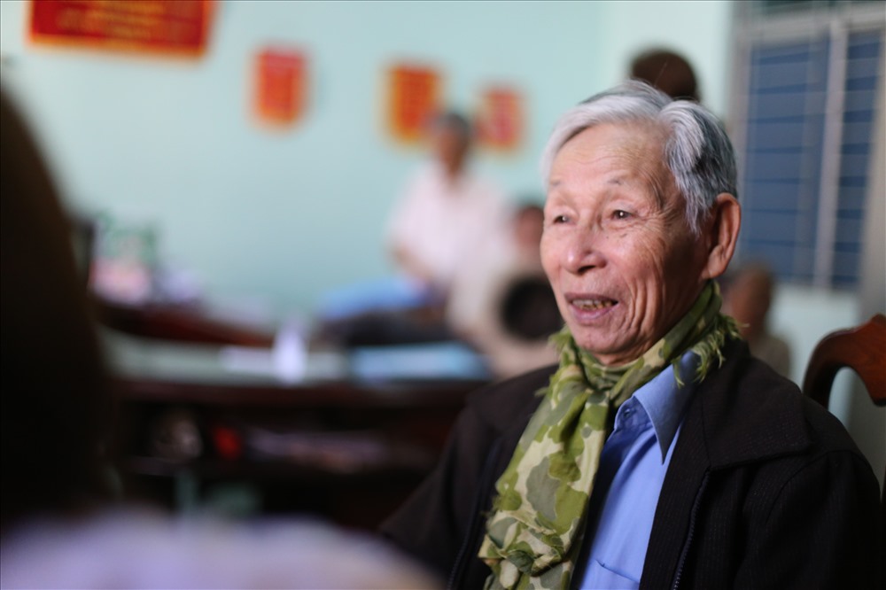 El Consejo de Administracion tiene como objetivo que el 100% de las personas mayores tengan tarjetas de seguro medico. Imagen de Hyo Long