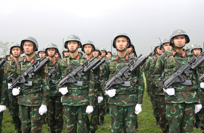 Thời hạn xem xét thăng quân hàm sĩ quan khi có quyết định nghỉ hưu