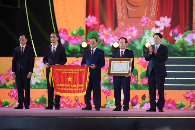 Chủ tịch nước trao tặng Hải Phòng danh hiệu Thành phố Anh hùng