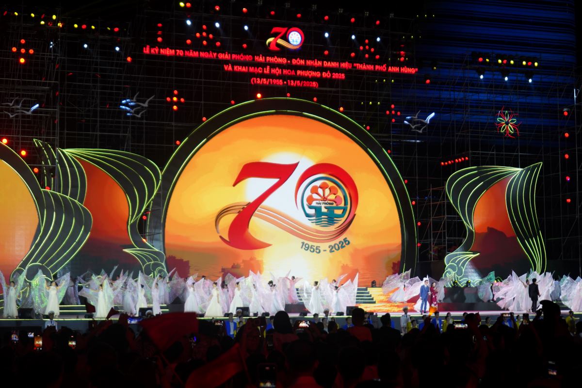 Le ky niem 70 nam Ngay Giai phong Hai Phong. Ảnh: Mai Dung