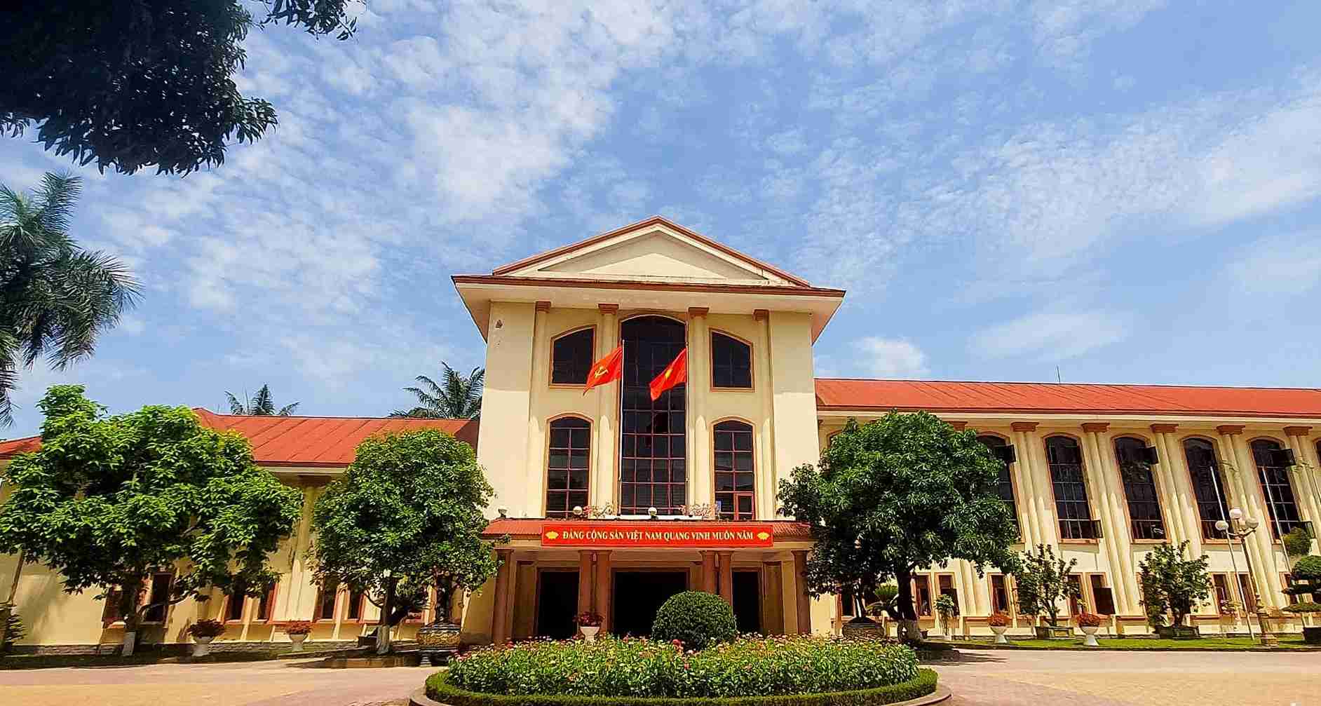 Tinh uy Nghe An ra van ban chan chinh ky luat, ky cuong cong vu. Anh: Thanh Duy