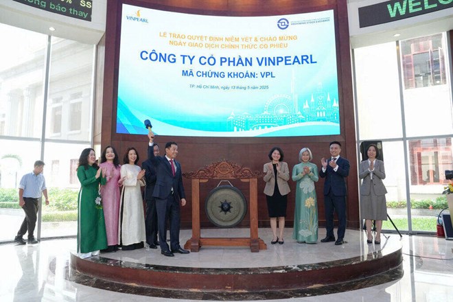 Vinpearl shares increased sharply on the first day of trading. Photo: N. Hoang