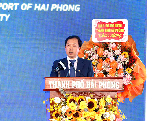Ong Pham Hong Minh - Chu tich HDQT Cong ty CP Cang Hai Phong phat bieu tai buoi le. Anh: Dai An