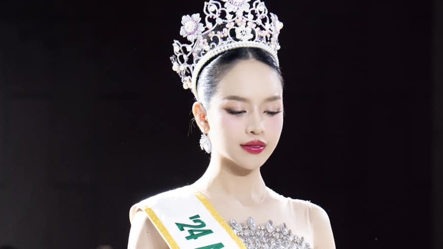 Hoa hau Thanh Thuy duoc tuyen duong tai Dai hoi Thanh nien tien tien lam theo loi Bac. Anh: Nhan vat cung cap