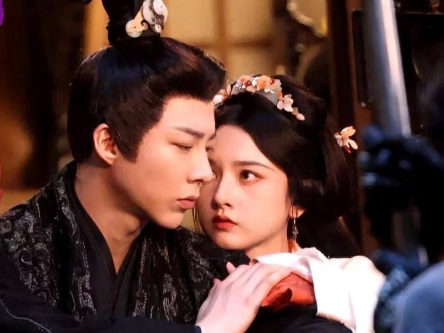 Tong To Nhi, Luu Vu Ninh. Photo: VieON.