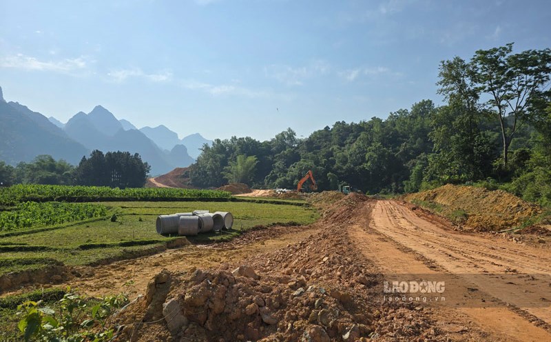 The two bypass routes in Cao Bang will be completed in 2025. Photo: Tan Van