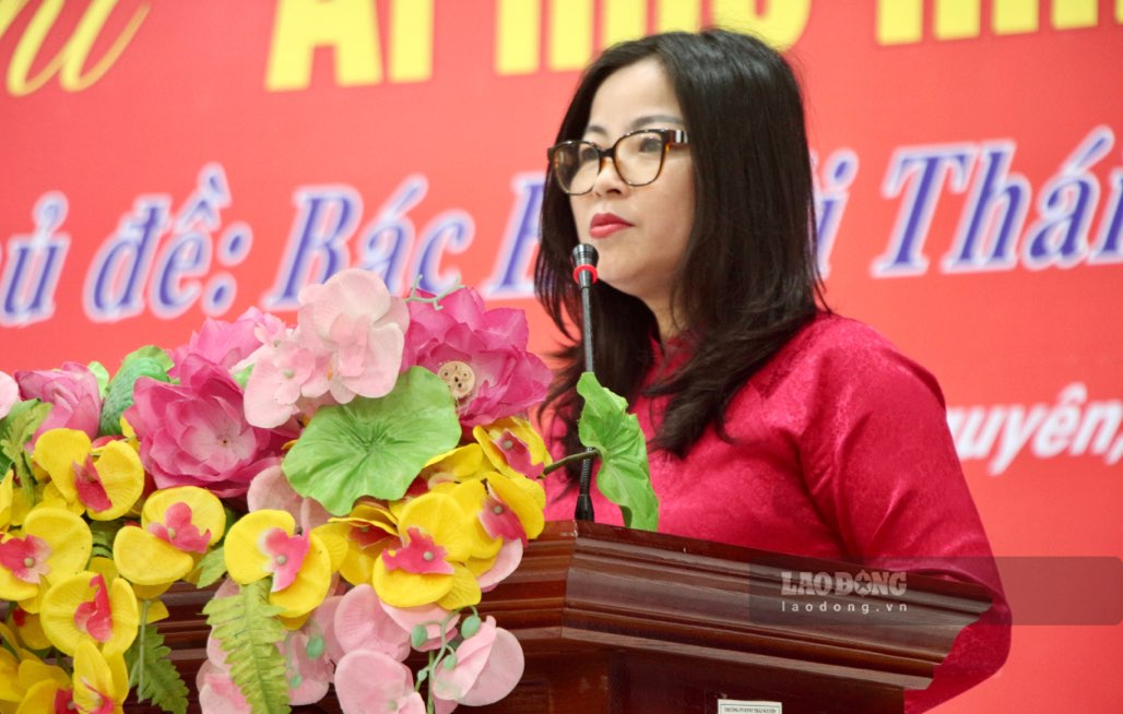 Lanh dao Bao tang tinh Thai Nguyen phat bieu khai mac chuong trinh. Anh: Nguyen Hoan.