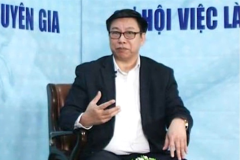 Mr. Le Quang Trung - Ex Director Adjunto del Departamento de Empleo dijo que la aplicacion de KPI evalua que los funcionarios publicos limitaran que surja durante el proceso de reclutamiento. Foto: Quynh Chi