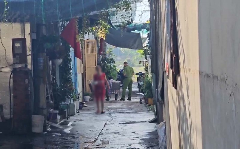 Scene of a suspected murder and then suicide in Binh Chanh District.