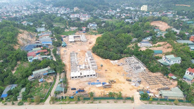 Cụm trường trăm tỉ ở Hòa Bình nguy cơ trễ hẹn về đích