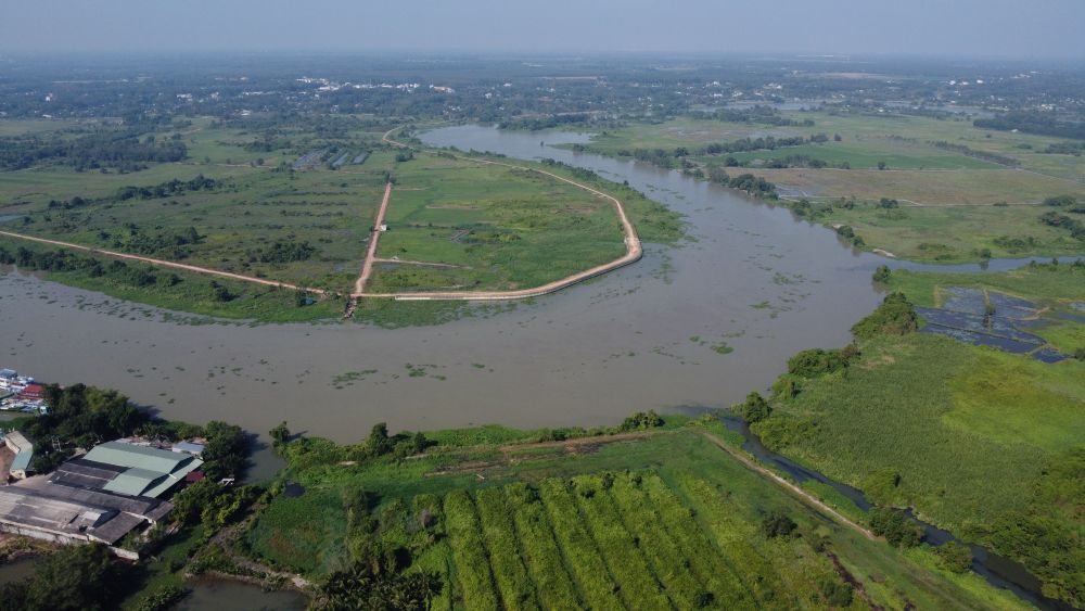 Binh Duong Provincial People's Committee approved the land price for the inland waterway project. Photo: Dinh Trong