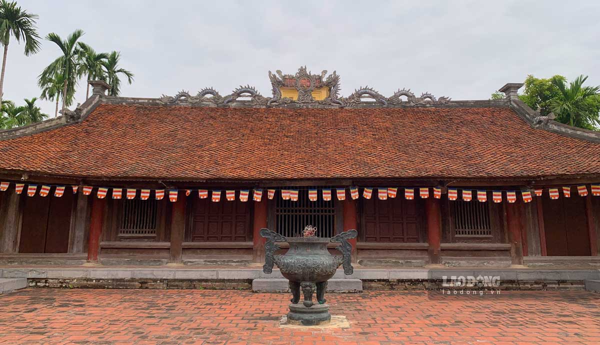 Khuon vien thanh tinh cua chua Luong