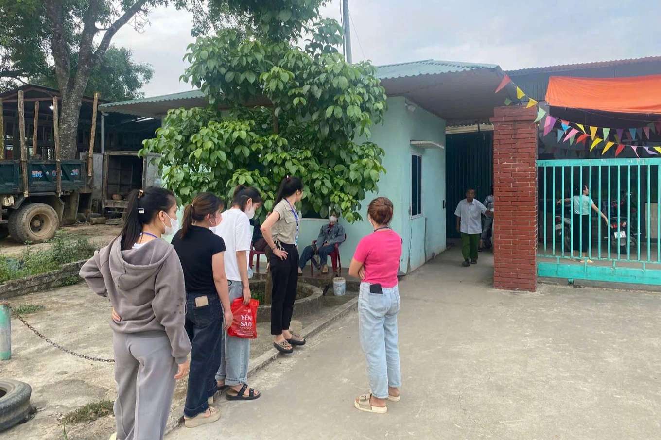 Fanning Fashion Co., Ltd. se centro en solicitar el reembolso de casi 3 millones de dong para deducirse. Foto: Nguyen Bon