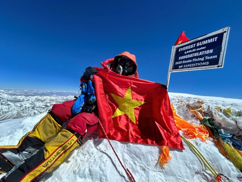 Anh Nguyen Manh Duy chinh phuc dinh Everest 