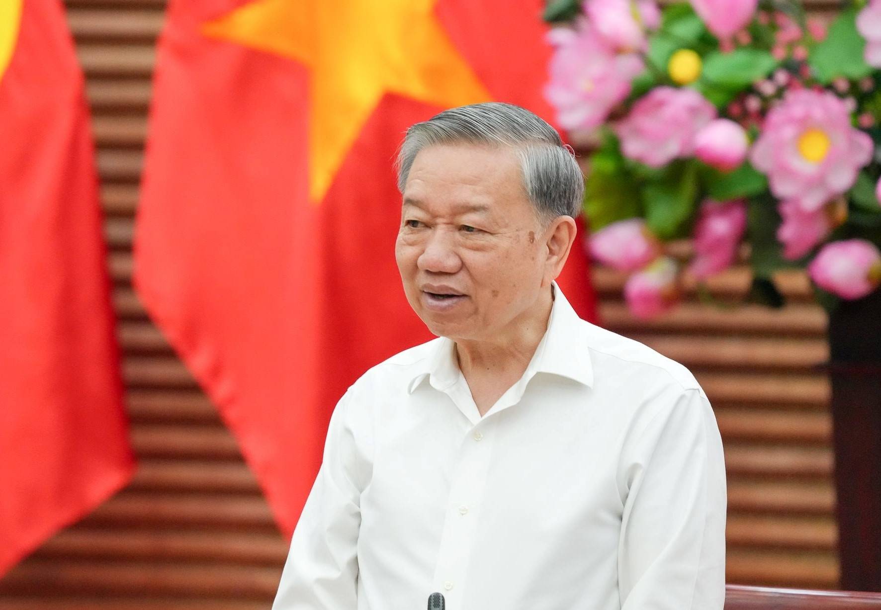 General Secretary To Lam spoke at the meeting with the Standing Committee of Nghe An Provincial Party Committee. Photo: Thanh Cuong