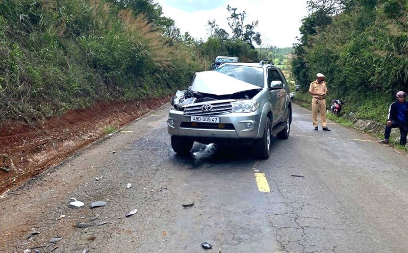 The scene of the traffic collision that killed 2 people. Photo: Bao Lam