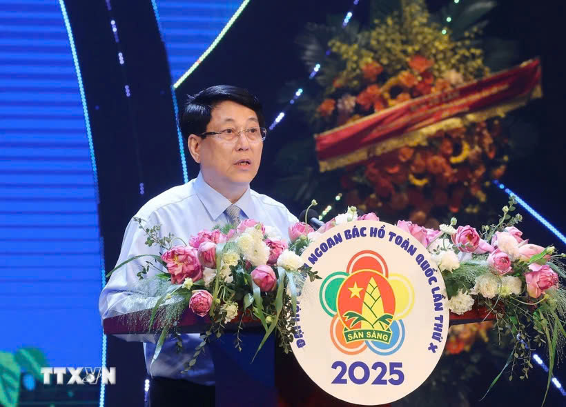President Luong Cuong speaks at the 10th National Uncle Ho Good Children's Congress. Photo: VNA