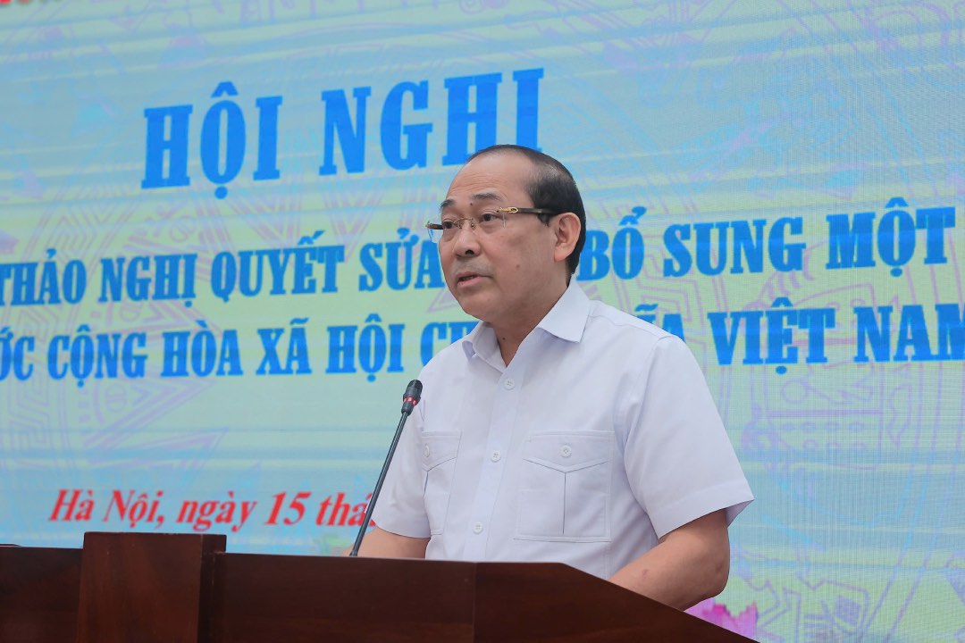 Mr. Hoang Cong Thuy - Vice Chairman of the Central Committee of the Vietnam Fatherland Front spoke at the conference. Photo: Hoai Nam