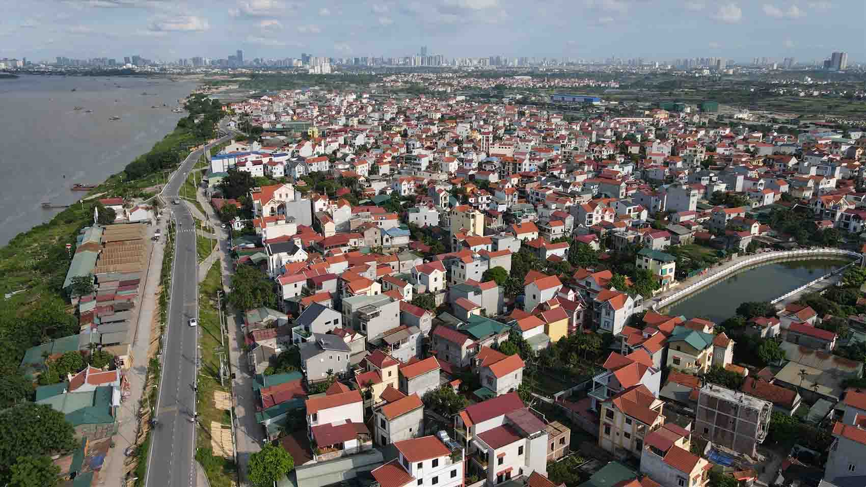 Real estate investment prospects in urban areas of the Capital. Photo: Cao Nguyen.