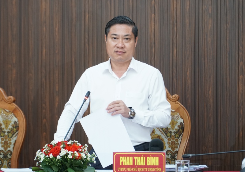 Pho Chu tich Thuong truc tinh UBND Quang Nam Phan Thai Binh da co tam thu chia se kho khan voi cong dong doanh nghiep, doanh nhan cua tinh, ngay sau khi Chinh phu Hoa Ky cong bo chinh sach thue quan moi mot so mat hang cua Viet Nam dau thang 4.2025. Anh: Nguyen Hoang
