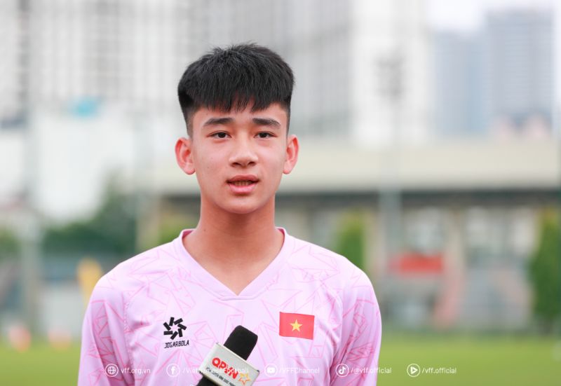 Tien dao Nguyen Van Duong cua tuyen U16 Viet Nam. Anh: VFF