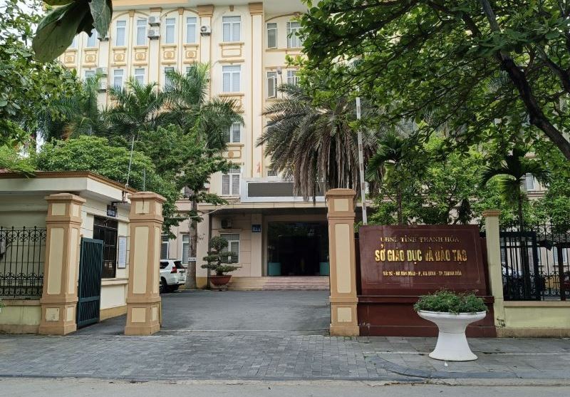 So Giao duc va Dao tao tinh Thanh Hoa de nghi den UBND tinh ky hop dong voi cac giao vien