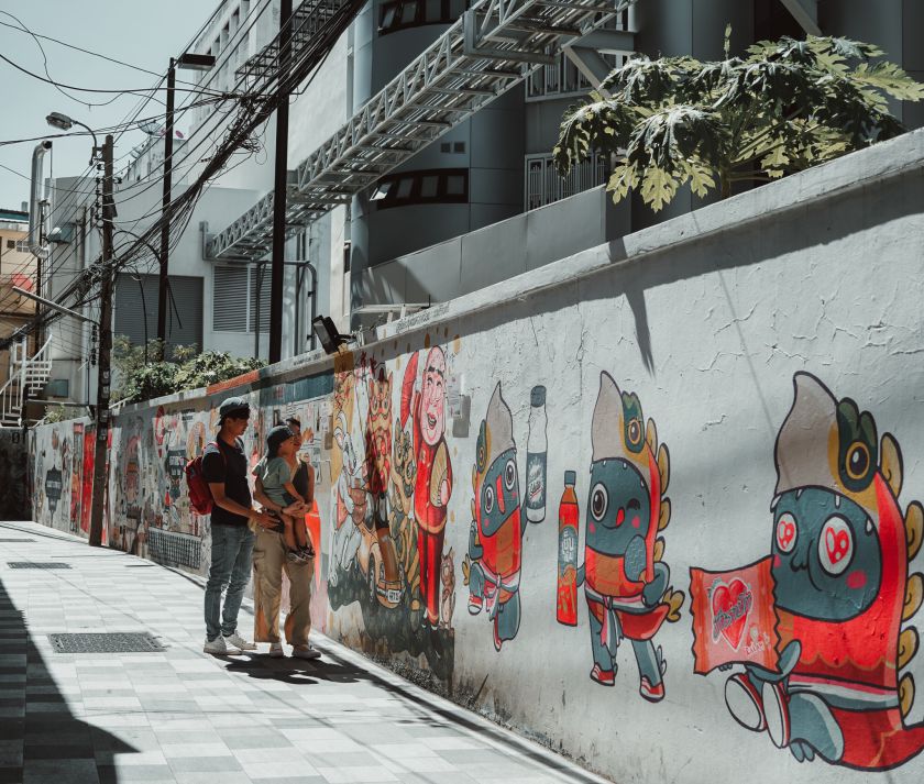 Khach Viet kham pha pho nguoi Hoa o Bangkok, Thai Lan. Anh: Pham Quang Tuan