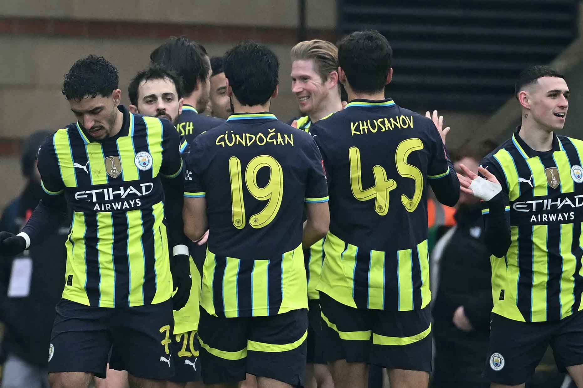 Man City du kien se don them nhieu ban hop dong tre trien vong. Anh: AFP