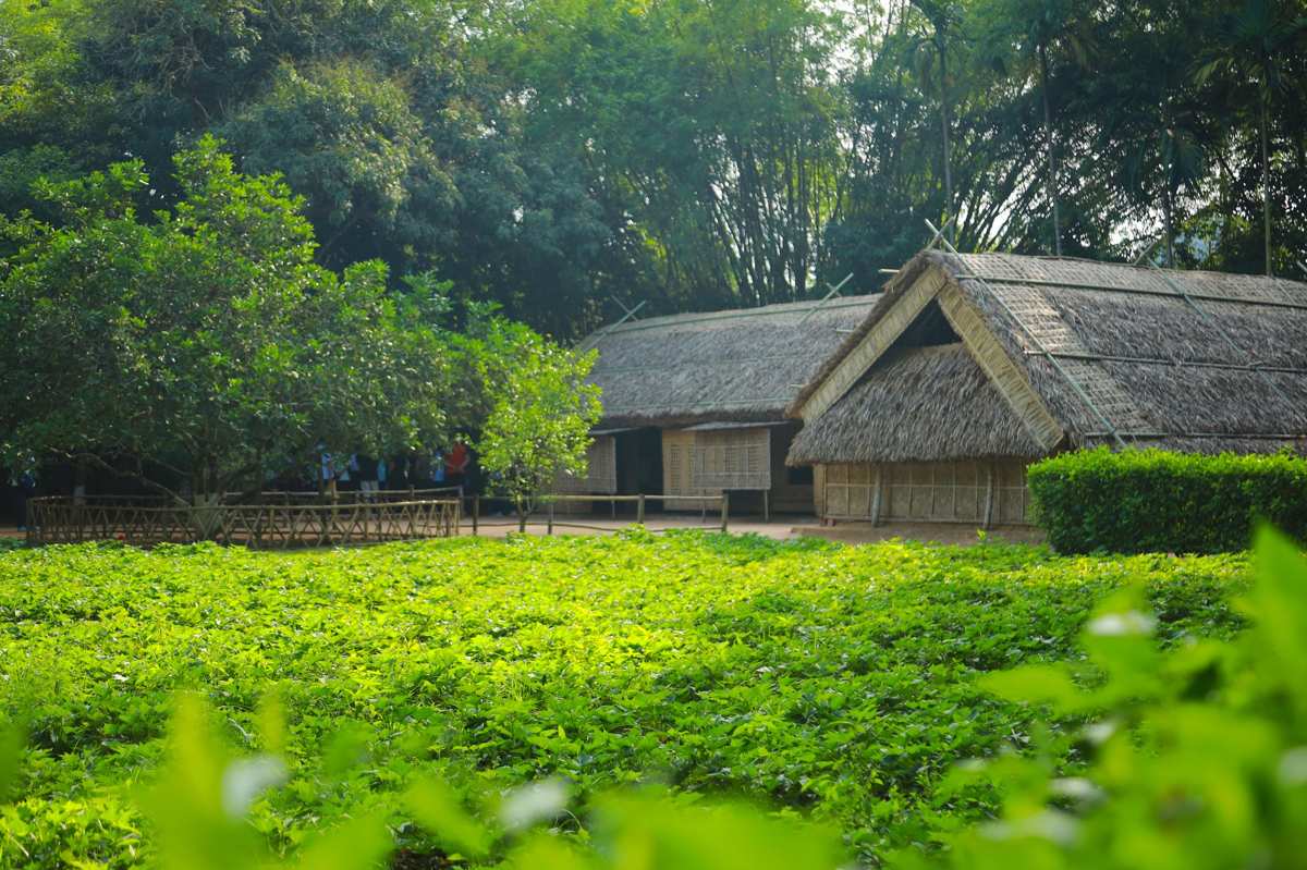 Di tich nha que noi Bac Ho tai Khu di tich quoc gia dac biet Kim Lien. Anh: Quang Dai