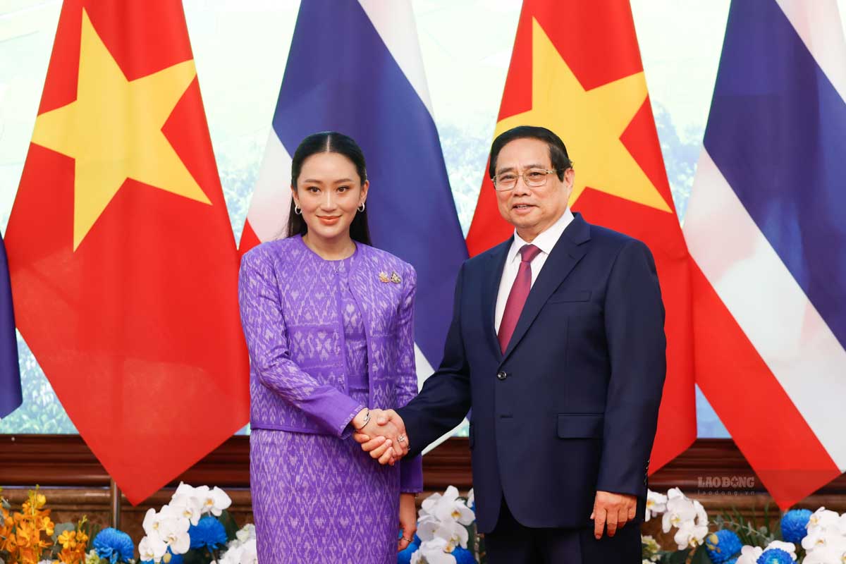 Politburo member, Prime Minister Pham Minh Chinh and Prime Minister of the Kingdom of Thailand Paetongtarn Shinawatra. Photo: Hai Nguyen