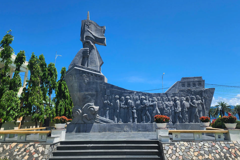 La ubicacion de 300 dias se mudo al norte en Quy Nhon City (Binh Dinh) fue clasificado por monumentos nacionales. Foto: Hai Anh