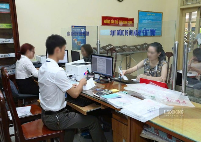 Chế độ nghỉ hưu trước tuổi với cán bộ, công chức cấp xã còn 5-10 năm công tác