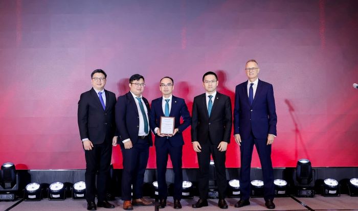 BIDV 6 lan duoc tap chi danh tieng The Asian Banker vinh danh giai thuong san pham vay nha o tot nhat Viet Nam. Anh: BIDV