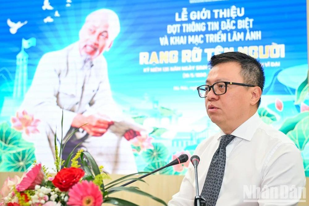 Tong Bien tap Le Quoc Minh phat bieu.