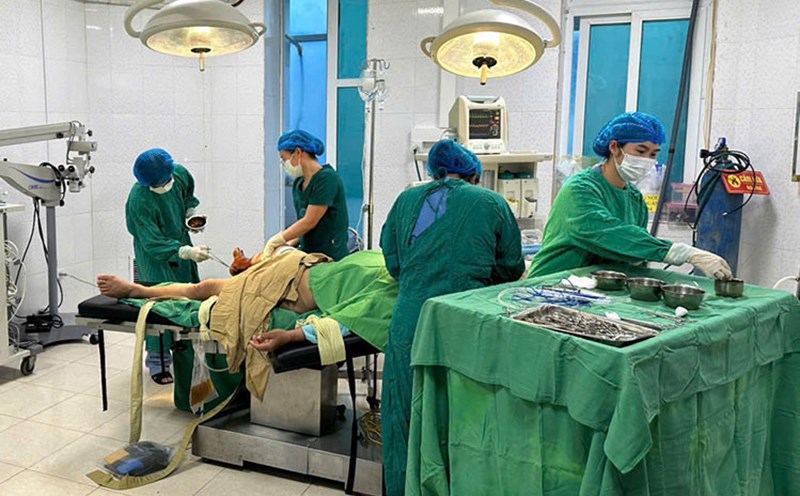 4 patients are being treated at Lai Chau General Hospital. Photo: Provided by the hospital