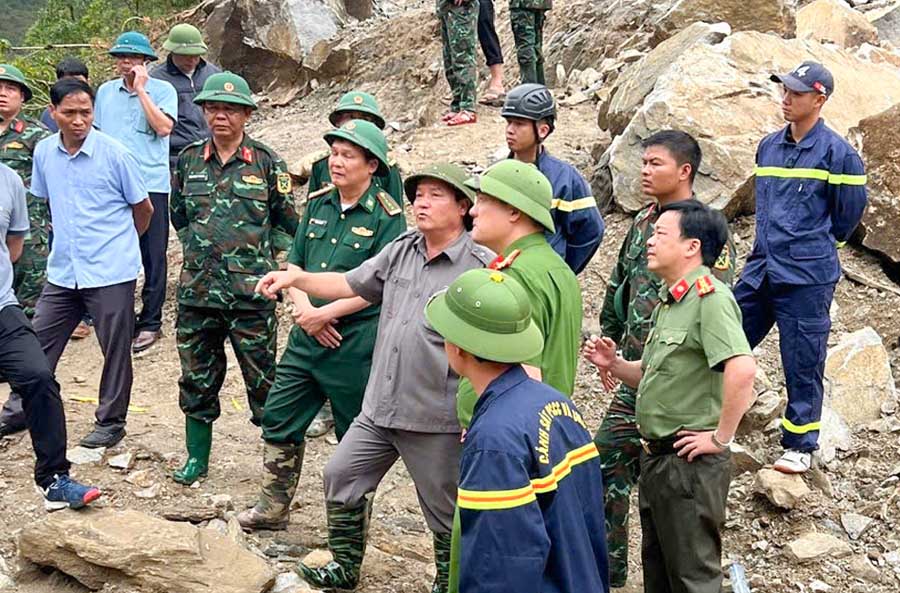 Lai Chau province has mobilized about 150 people from other forces to participate in the search and rescue. Photo: Provided by the police