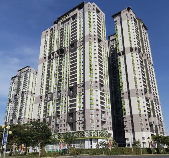 La escasez de suministro ha llevado el precio de los apartamentos a un nuevo nivel alto. Foto: Bao Chuong