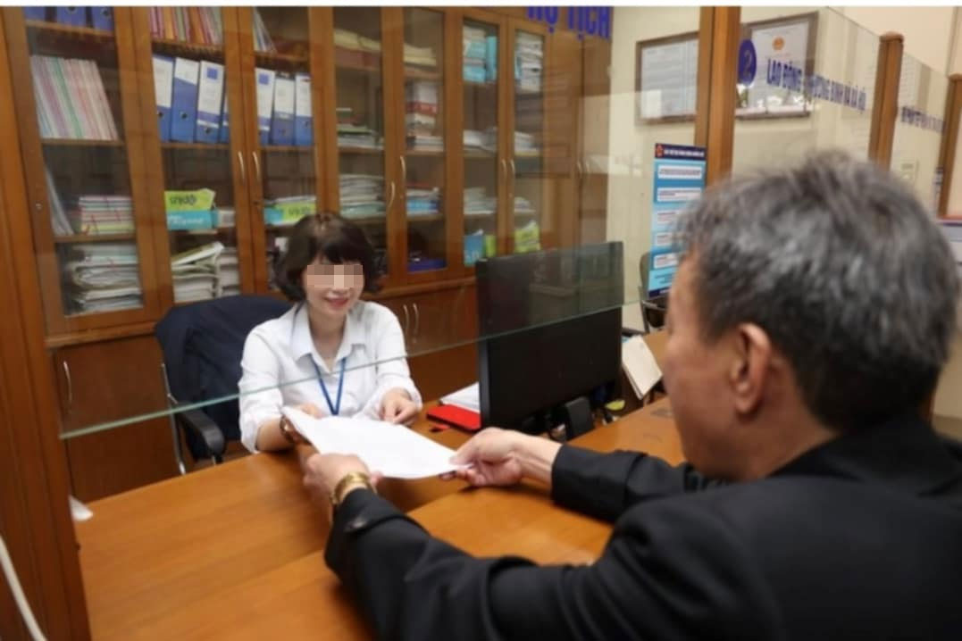 Change the criteria for evaluating civil servants and public employees based on Official Dispatch 1814 of the Ministry of Home Affairs. Photo: Bao Han