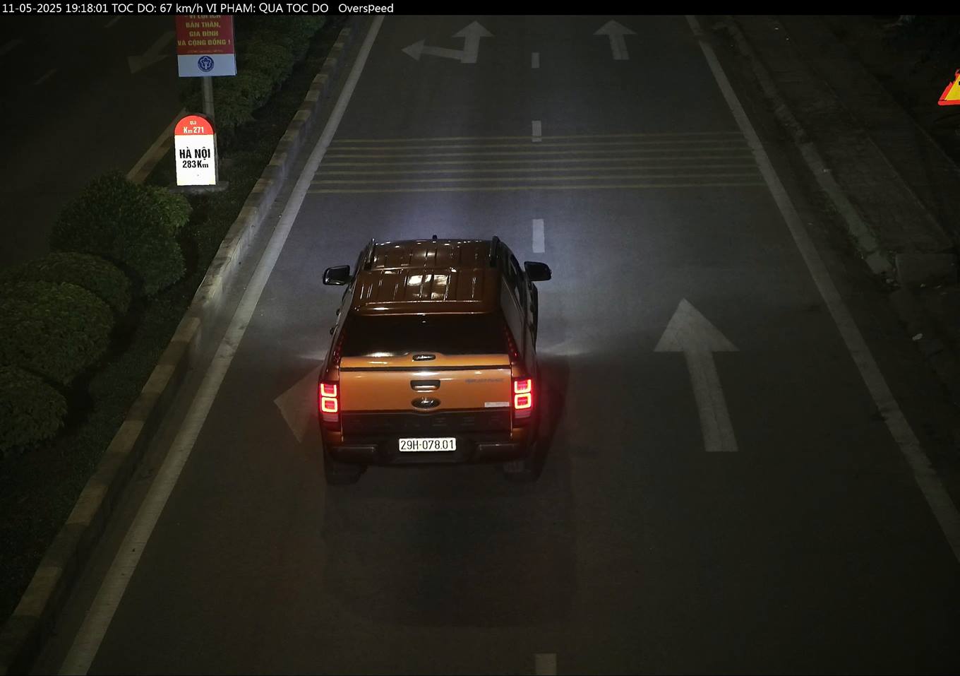 Una serie de autos fueron castigados en Cao Bang. Foto: Cao Bang Police